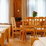 Apartament 3A